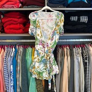 Lush white/multicolor floral short sleeve wrap romper size S